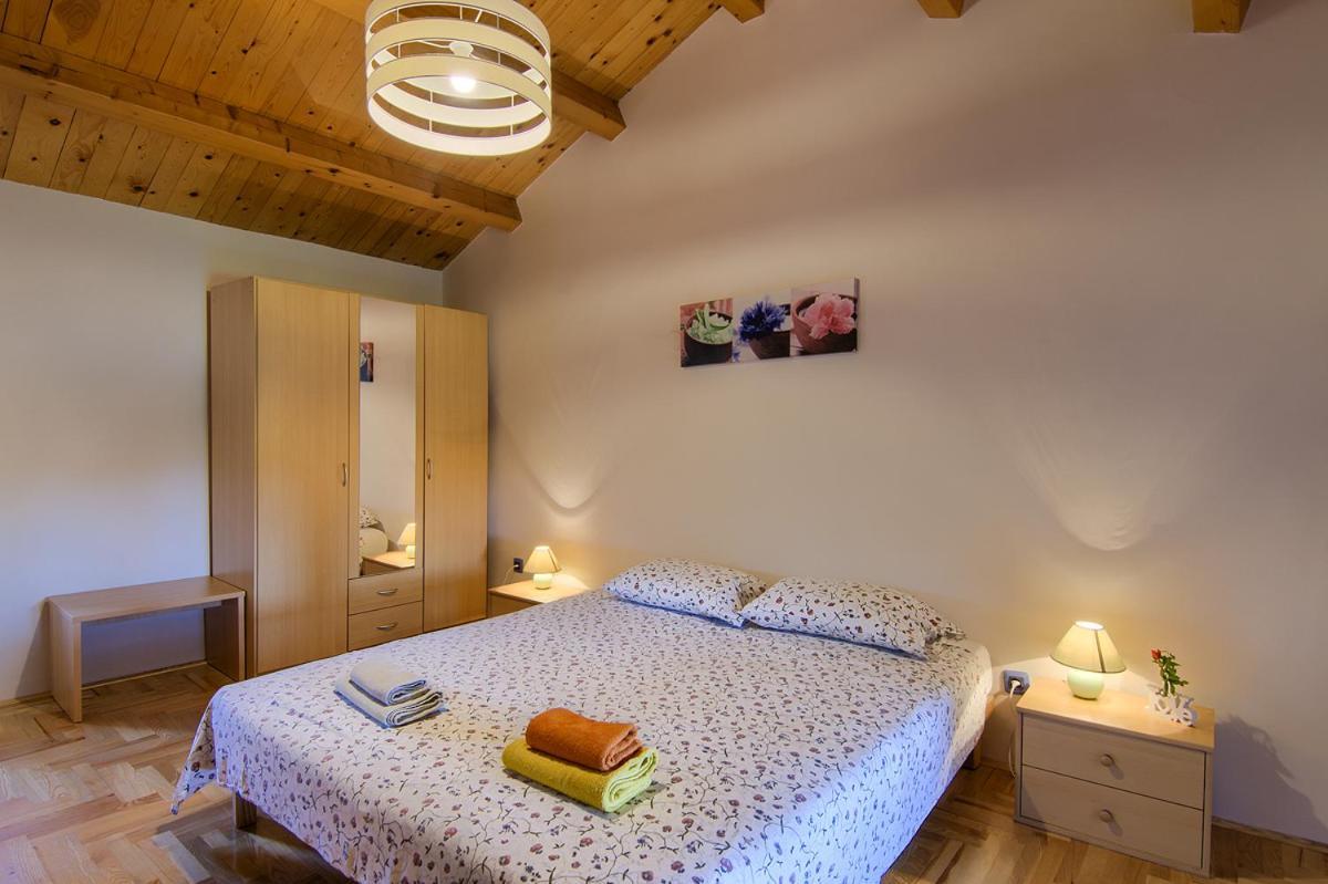 Holiday Home Kukurin Bale Εξωτερικό φωτογραφία